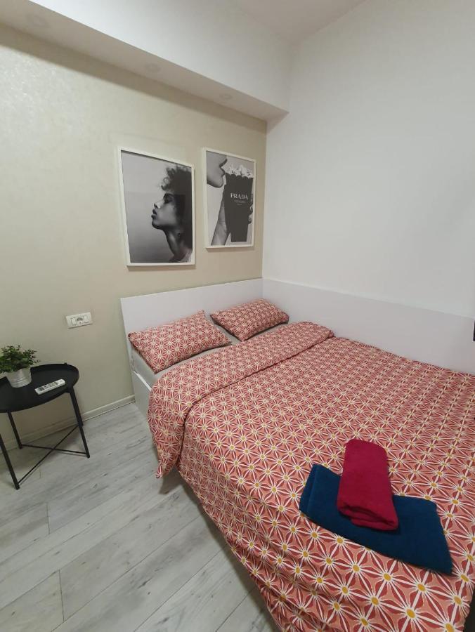 Staycity Modern Apartment Bucarest Esterno foto